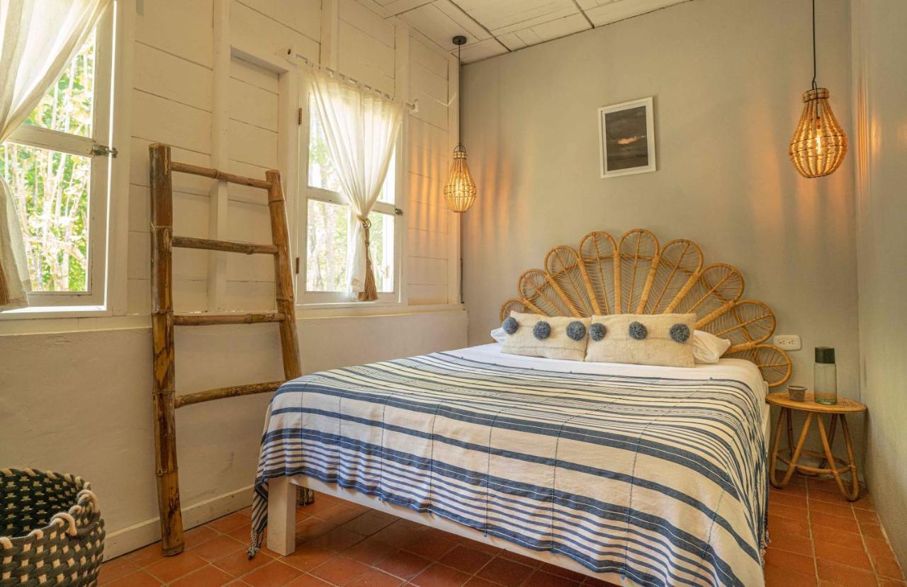 Zunya Bed & Breakfast Мал Паис Екстериор снимка
